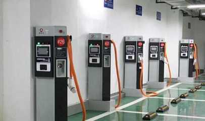 新能源车充电省钱攻略 软件与充电桩哪家最便宜？
